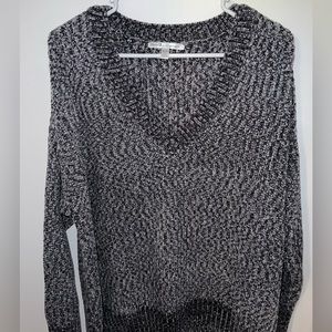 seven7 gray fuzzy v-neck sweater